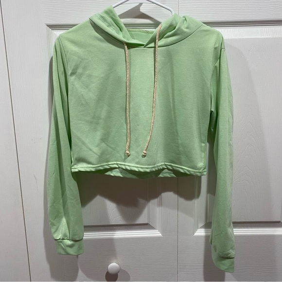 ROMWE Women’s Long-Sleeve Cropped Hooded Drawstring Crewneck Top - green, size L - Picture 2 of 3
